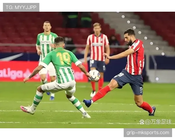 马德里小球队爆冷大胜豪门，彰显西甲新生力量崛起